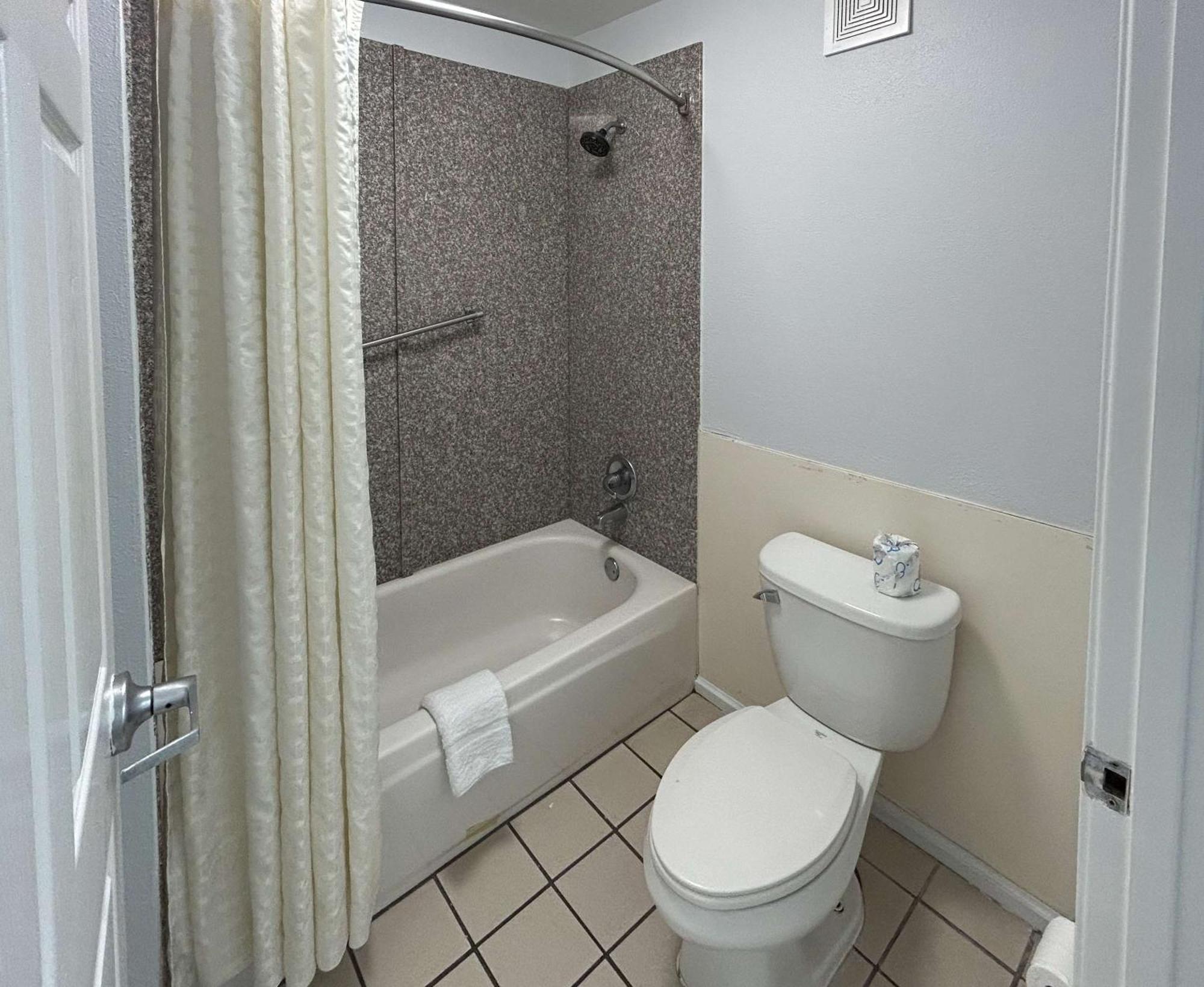 Motel 6 Denham Springs, La Zewnętrze zdjęcie